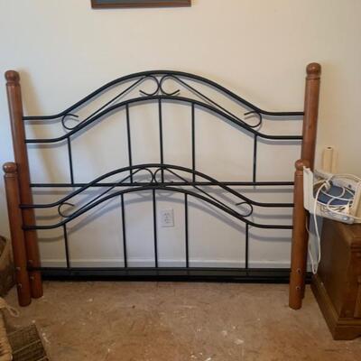 Queen size bed frame and rails great condition