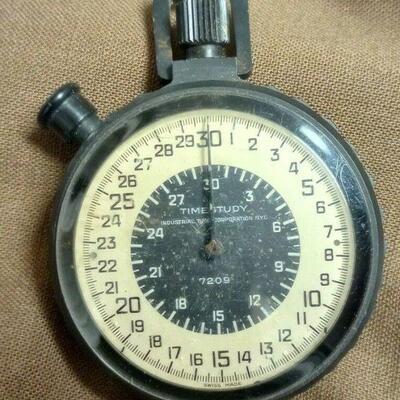 https://www.ebay.com/itm/115394676802	MA3003 VINTAGE SWISS MADE STOP WATCH TIME STUDY INDUSTRIAL TIME CORP. 7209 		Auction	begins...