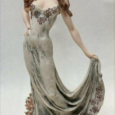 https://www.ebay.com/itm/115396231325	LB1023 COLLECTIBLE ARMANI FIGURINE RAGAZZA CON ROSE NEI CAPELLI CELEBRATION		BIN	 $99.99 
