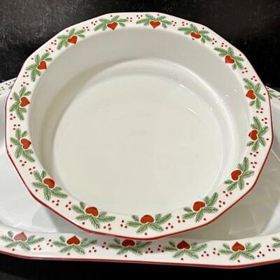Porsgrund Hearts and Pines  9" Vegetable Bowl and Porgsrund Hearts and Pines Oval Platter (9.5" x 4") Both items in very...