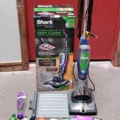 #2248 â€¢ Shark Sonic Duo PRO SP100 26 in Original Box. Serial Number: 26SP100102813001571 Includes Washable Pads, Cleaning Solutions,...