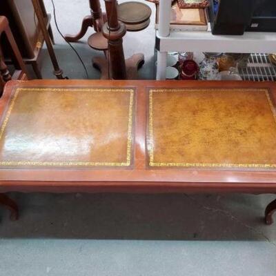 #2252 â€¢ Wooden Coffee Table. Measures Approx: 44