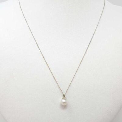 #888 • 14g Pearl Necklace, 1g