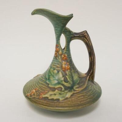 1019	ROSEVILLE GREEN BUSHBERRY EWER, TWIG HANDLED, APPROXIMATELY 6 1/2 IN HIGH
