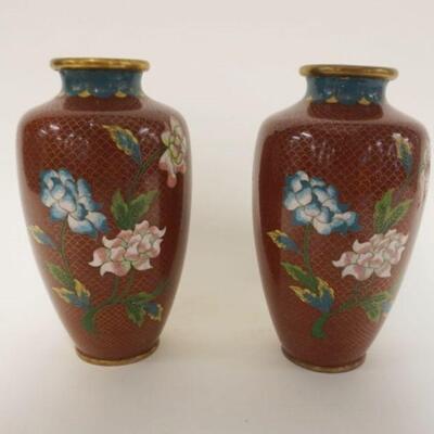 1032	PAIR OF CLOISONNE VASES, APPROXIMATELY 8 IN HIGH
