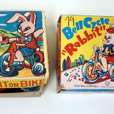 1265	LOT OF 2 VINTAGE WIND UP TOYS, JAPAN, APPROXIMATELY 5 IN HIGH
