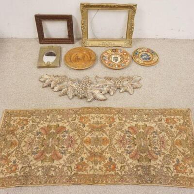 1320	LOT OF ORNATE FRAMES & ASSORTED WALL HANGINGS INCLUDING TAPESTRY
