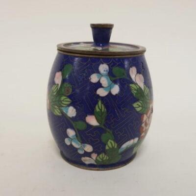 1095	CLOISONNE BARREL SHAPED COVERED JAR W/SOME LOSSES, APPROXIMATELY 4 1/4 IN HIGH
