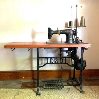 Industrial sewing machine.  Located on 3rd floor.  Ask for viewing.