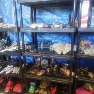 Star Wars toys, posters, motion activated figures!! 