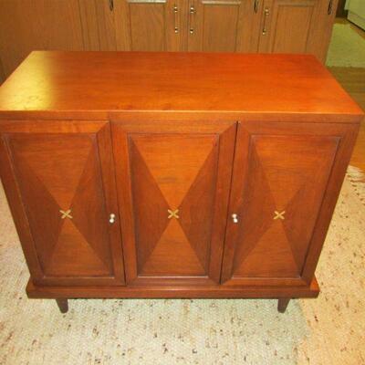 American of Martinsville cabinet