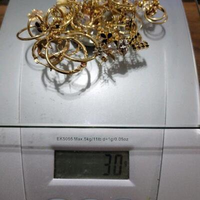 14k Gold Earrings Sold as a Lot- 26 Pair - Not Scrap, All Nice Pieces!