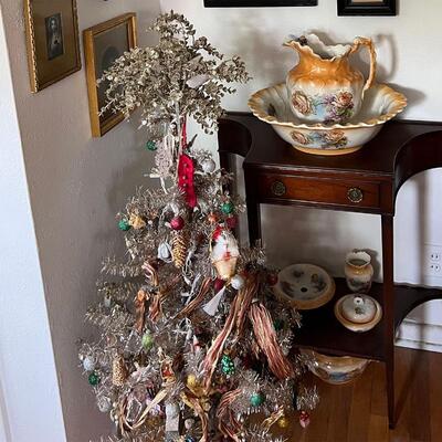 Vintage Christmas and Holiday Decorations