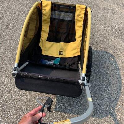 Burley Deluxe Light Weight Bike Trailer For Child or Gear  