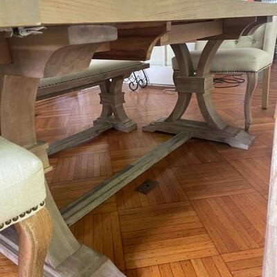 Gallery Z Dining TAble