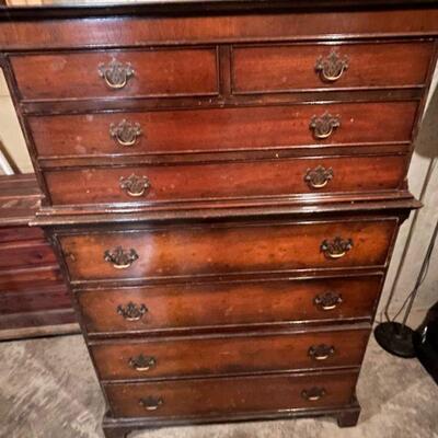 Antique dresser / distressed areas 
$50
