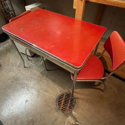 1950's enamel top retro table / 2 chairs 
$195