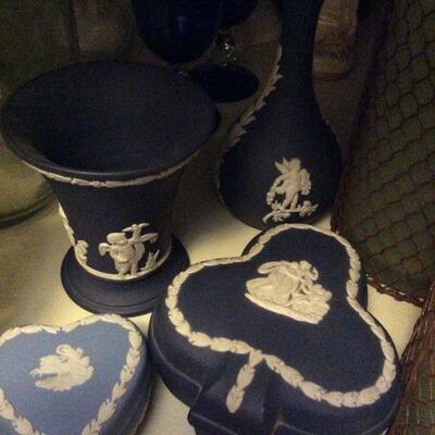 wedgewood pieces