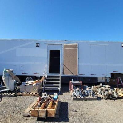 #2030 â€¢ 52' Semi Box Trailer : VIN: 15A611029CDE21295. Interior Contents Not Included. Ladders And Rails Included.. 