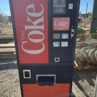 #21250 â€¢ Dixie-Harco Inc. Coca-Cola Vending Machine Measures approximately 57.25
