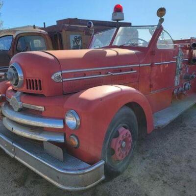 #1690 â€¢ 1950s Seagrave Fire Truck