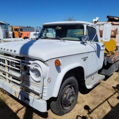 #1530 â€¢ 1966 Dodge 400 Flat Bed Truck: VIN: 148 1595984 Mileage: 74439.6
Items On Flat Bed Not Included