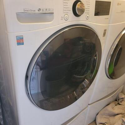 one year old washer by LG