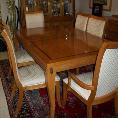 **BIN** Stanley Furniture Table with 6 Chairs, 2 Leaf and Pads