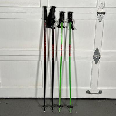 (4pc) SKI POLES | Including a pair of red Scott ski poles and a pair of green Kastle RXI2 poles (l. 38 in.)