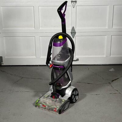 BISSELL FLOOR CLEANER | ProHeat 2X Revolution Pet Pro steam cleaner; h. 43 in. [untested]