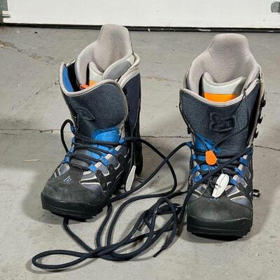 LADY'S BURTON SKI BOOTS | US Size 6.5, worn and with some fading of colors, but appearing in overall good condition