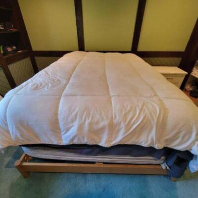#8016 â€¢ Queen Mattress, Bed Frame, Comforter, And More: 