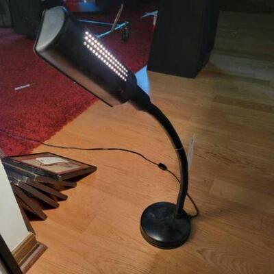 #6064 â€¢ Plug-In Adjustable Lamp