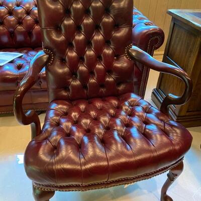 Diamond Point Tufted Leather Executive Arm Chair