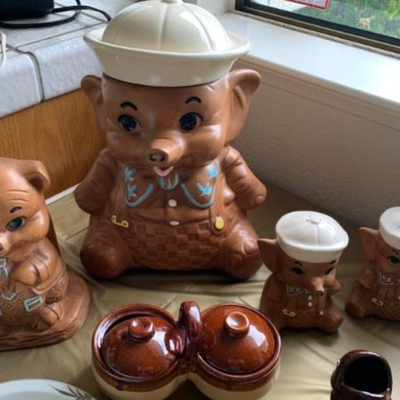 Twin Winton 1960 Elephant Sailor Cookie Jar with Matching Shakers 