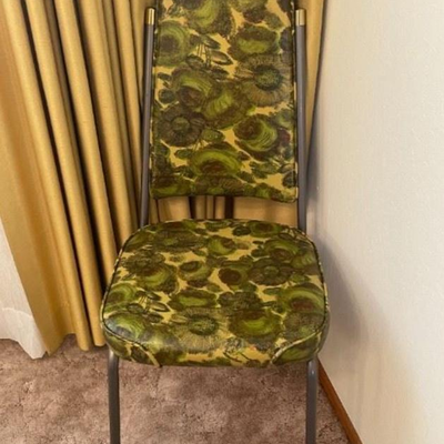 Vintage Chairs (set of 6)