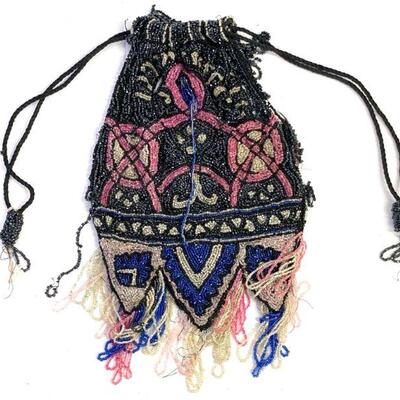 19. Vintage Ladies Beaded Evening Bags