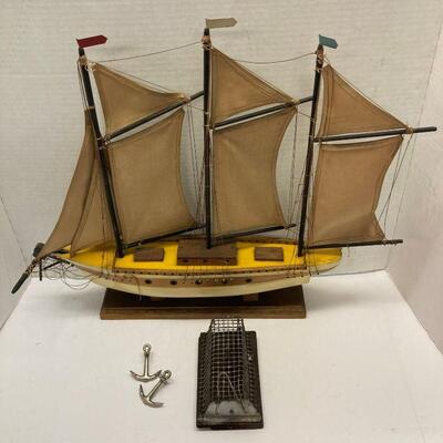 446. Lot of Vintage items; Cavalier, Mouse Trap, Metal Anchors