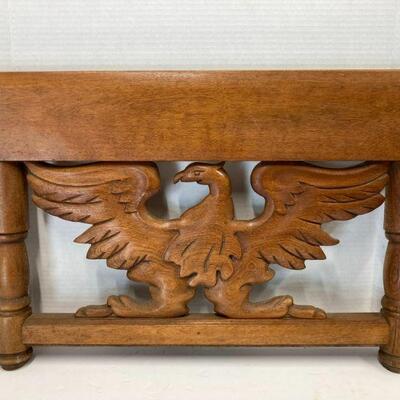 518. Wooden Hickory Colonial Eagle 