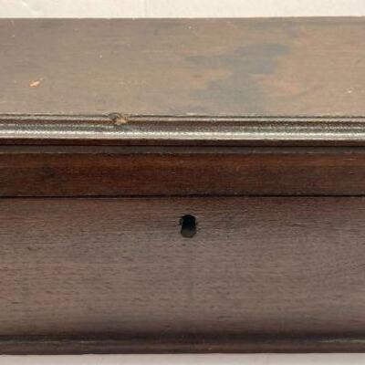 475. Vintage Wooden Box/ Chest 