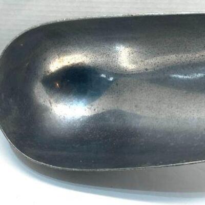 163. Large Aluminum Store Scoop
