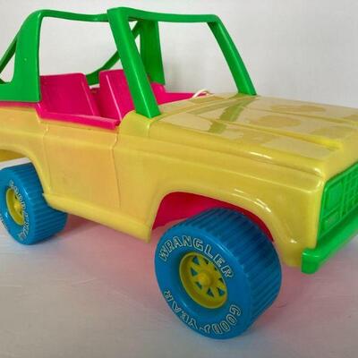 552. Vintage Gay Toys Jeep Wrangler with Goodyear Tires for Barbie