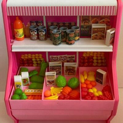 556. Vintage Barbie Supermarket, Barbie Accessories and Food