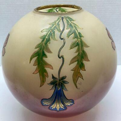 315. Early Gone with the Wind Hand Painted Lamp