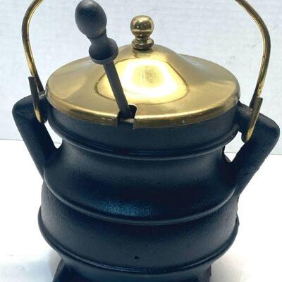 186. Fire Starter Cast Iron Pot