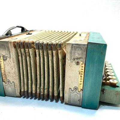 174. Vintage Tom Thumb Kids Accordion