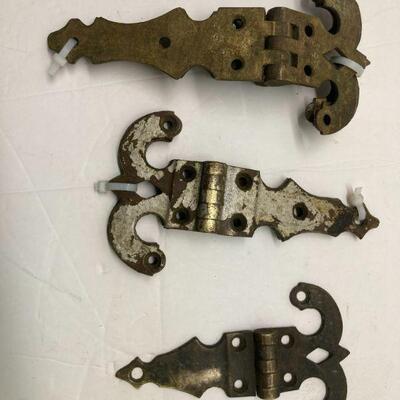 121. Brass Hinges