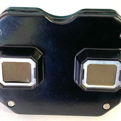 24. Vintage View Master with original case and 20 slides