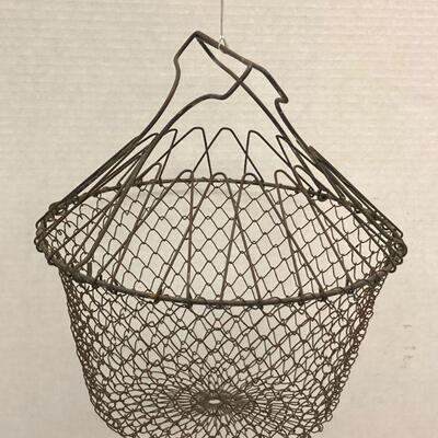 367. Vintage Chain Link Collapsible Basket