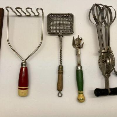 310. Lot of Six Vintage Kitchen Utensils